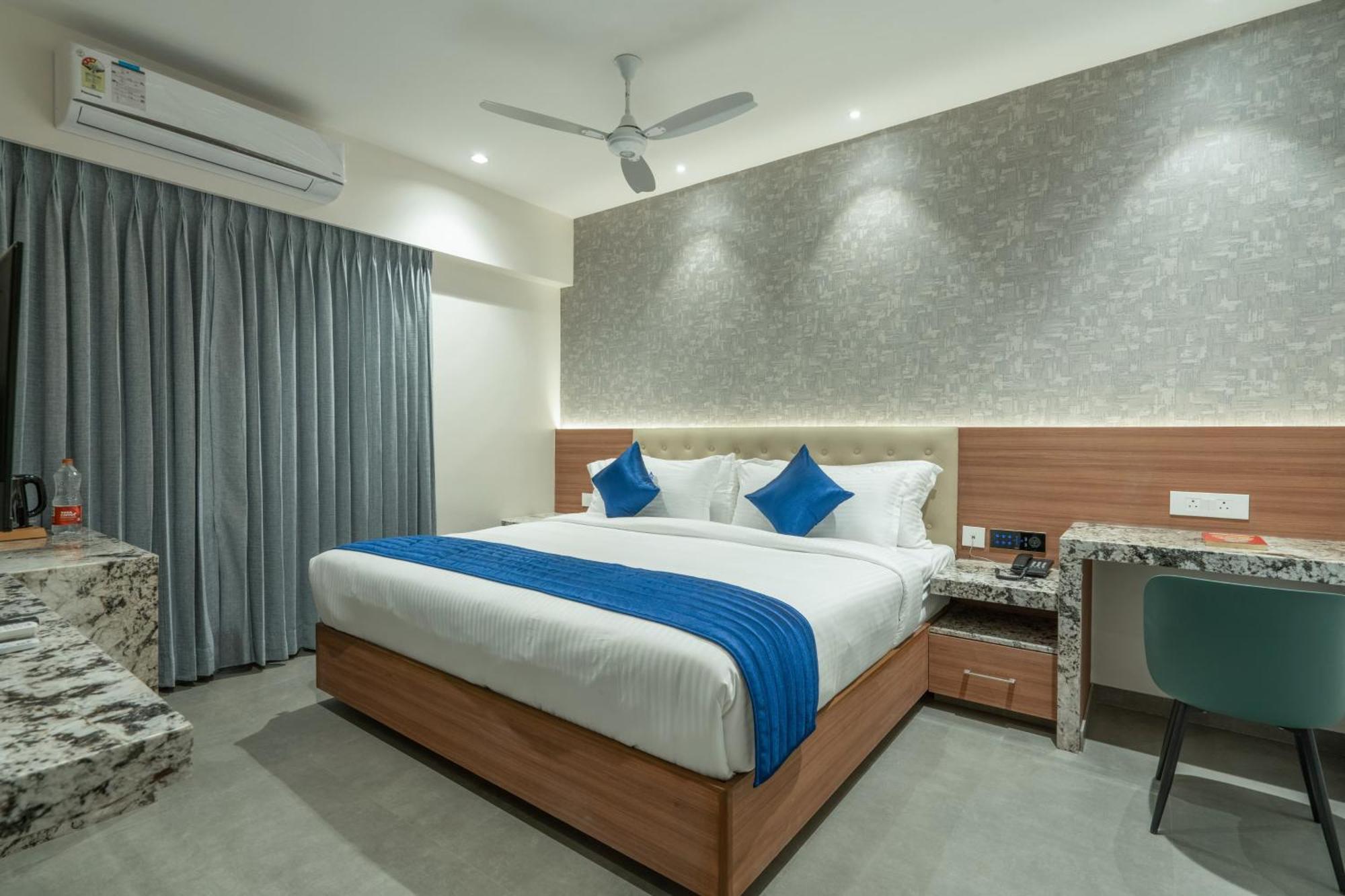 J Square Inn Coimbatore Exterior photo