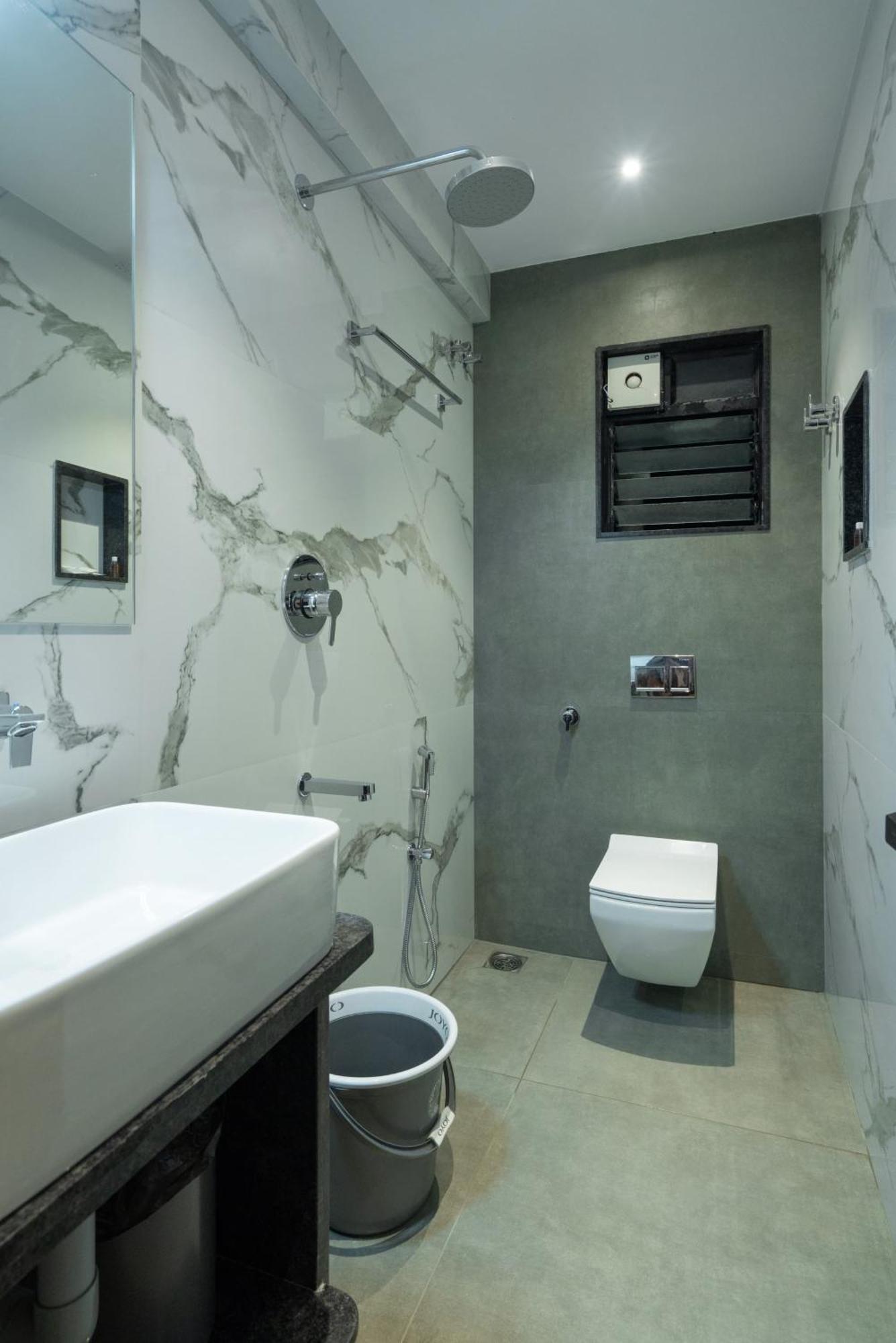 J Square Inn Coimbatore Exterior photo